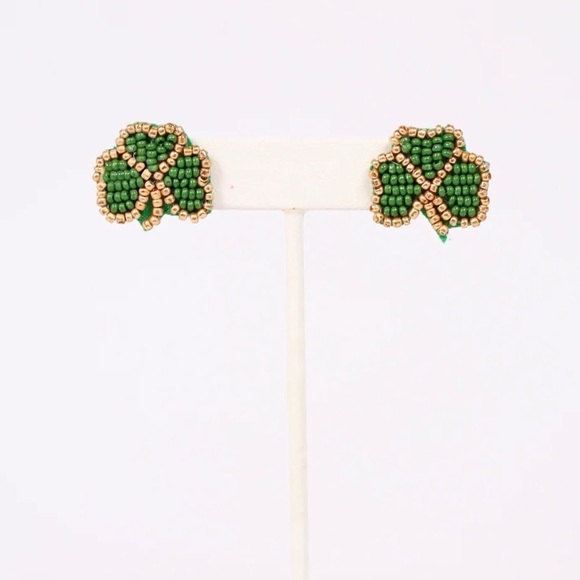 Beaded Shamrock earrings • NWT - Picture 1 of 2